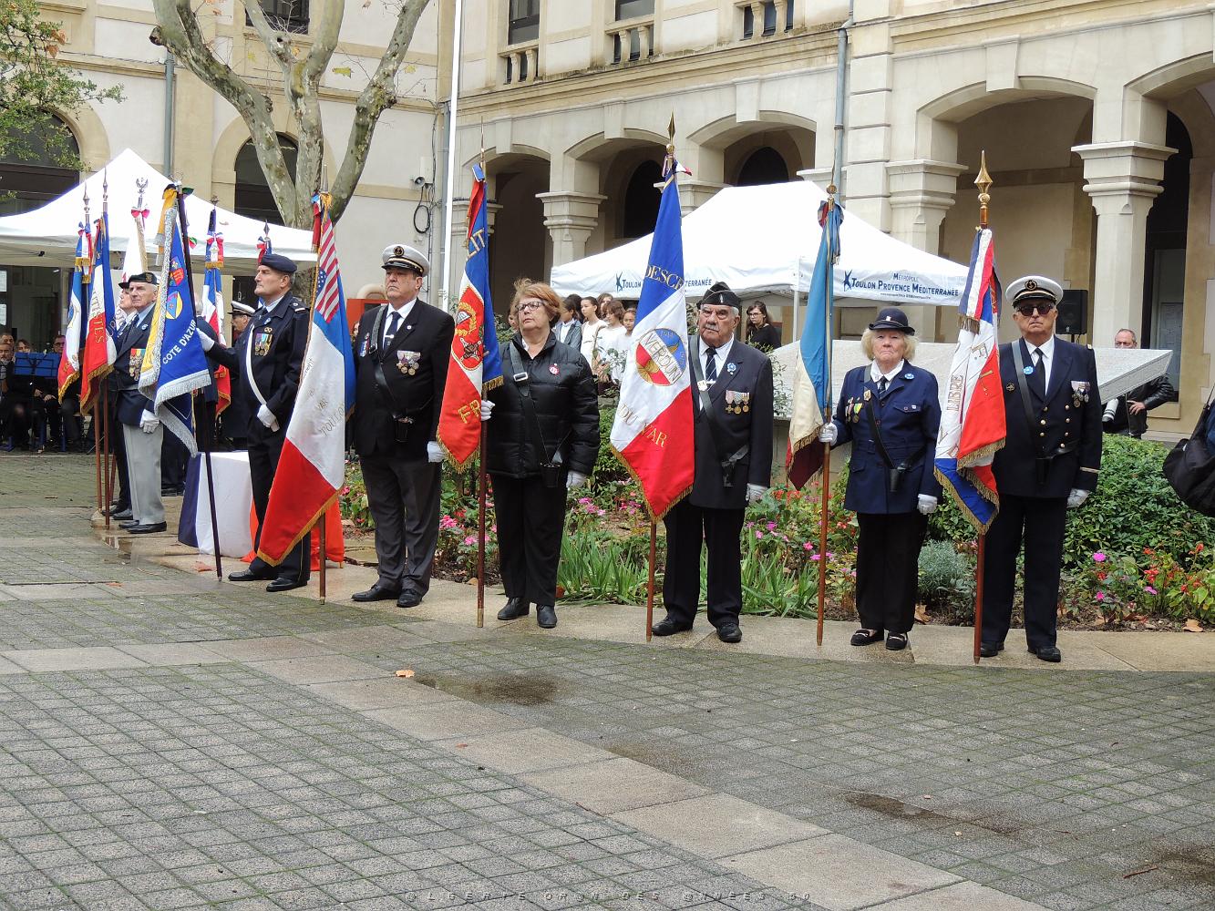 PHASE 1 ARRIVEE 2018 11 11 TOULON LA FLAMME DE LA PAIX (78).JPG -           